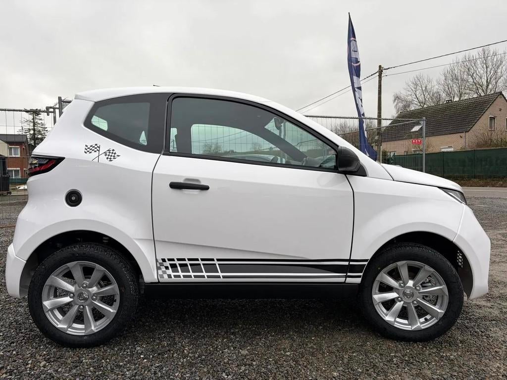 Aixam CITY EDITION DAYTONA (bj 2026, automaat), Auto's, Automaat, Leder en Stof, Wit, Bedrijf