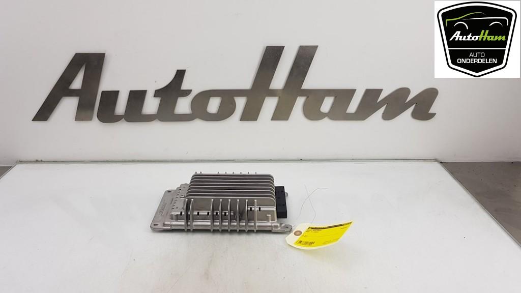 AMPLIFICATEUR AUDIO Audi TT (8N3) (|8N8035223A|), Utilisé, Audi