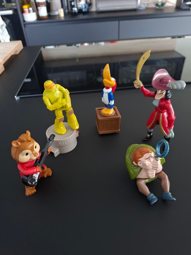 Jouets HAPPY MEAL MACDONALD'S,  QUICK ET BURGER KING, Collections, Enlèvement ou Envoi
