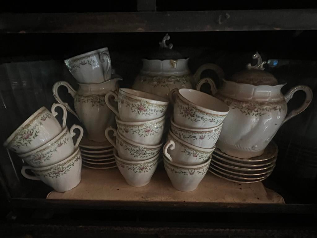 Service à café complet Baudour, Enlèvement