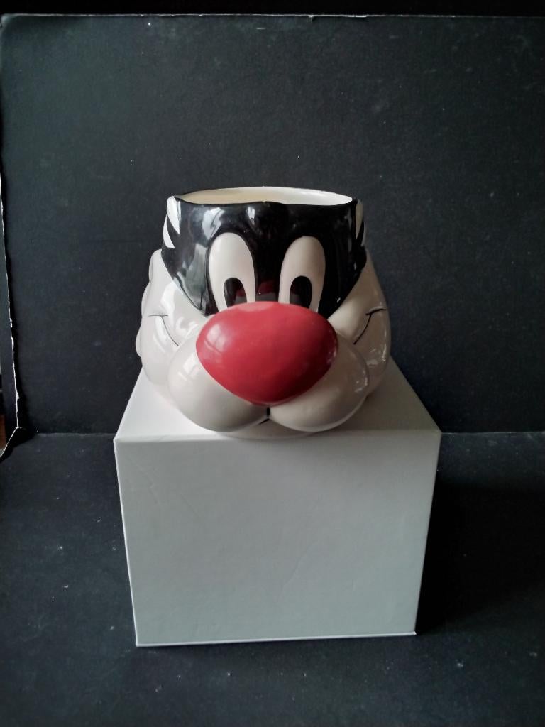 TASSE A CAFE, Enlèvement