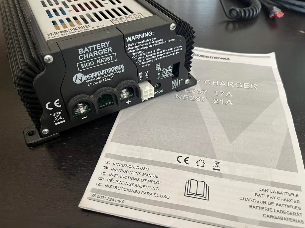 Nordeletronica MOD. NE287 - 17A - AGM accu lader, Ophalen of Verzenden, Zo goed als nieuw