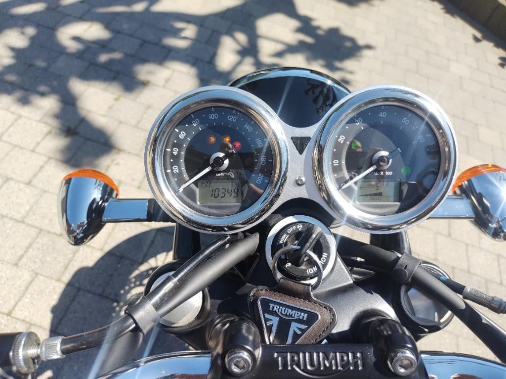 Triumph Bonneville T 120, Motos, Particulier, Éclairage LED, 1200 cm³