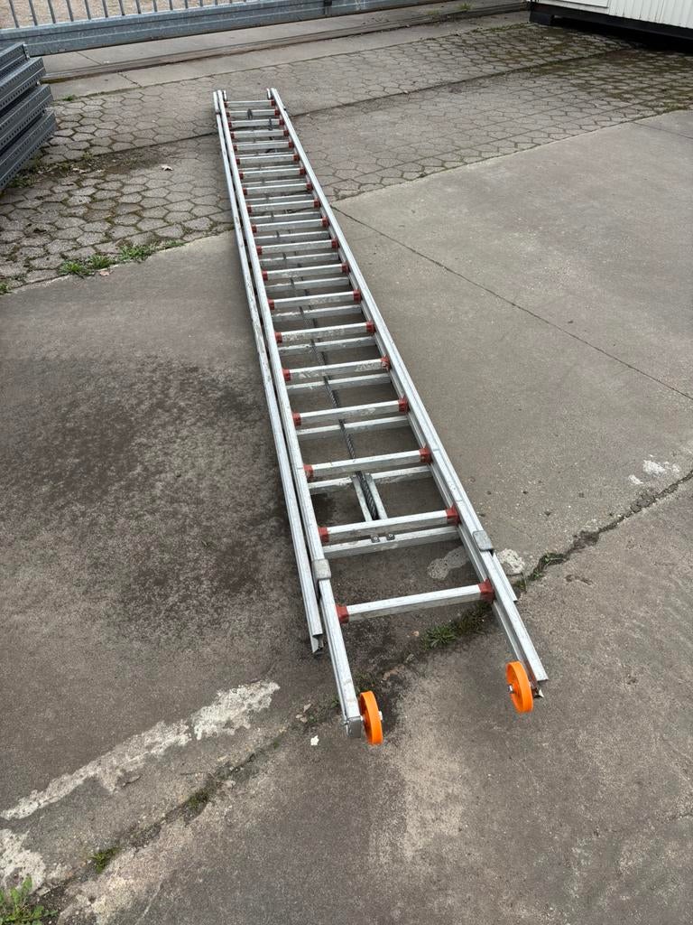 Grote alu ladder 2x 19 treden tot +-9meter hoogte, Ophalen, Ladder