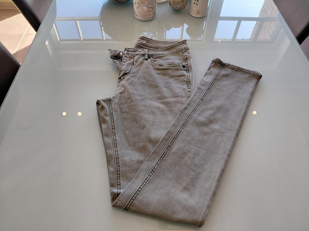 Pantalon Garcia Jeans, Enlèvement ou Envoi, Taille 36 (S), Comme neuf, Vert