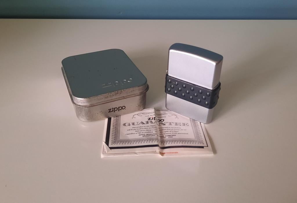 Zippo aansteker met doosje, Ophalen of Verzenden, Zo goed als nieuw, Aansteker