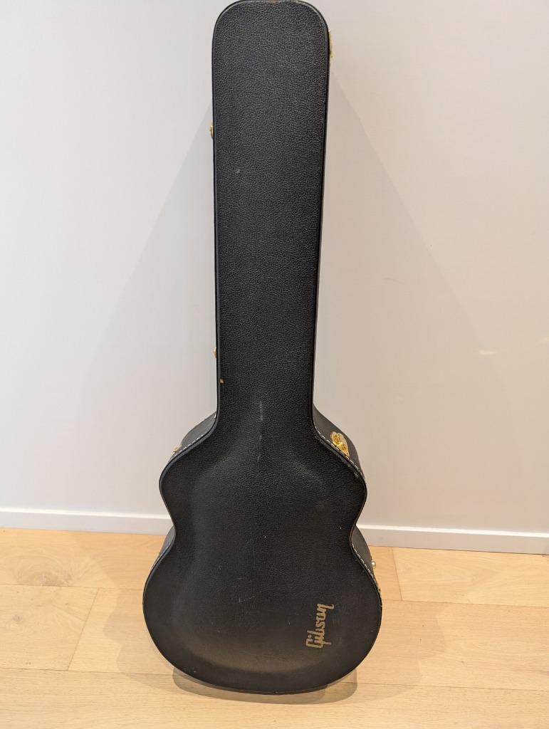 Gibson basgitaar case, Ophalen, Gebruikt