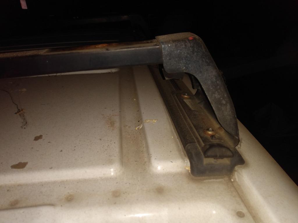 2 Barres de toit/ Fixe au toit d'origine pour Mercedes Vito, Autos : Pièces & Accessoires, Enlèvement