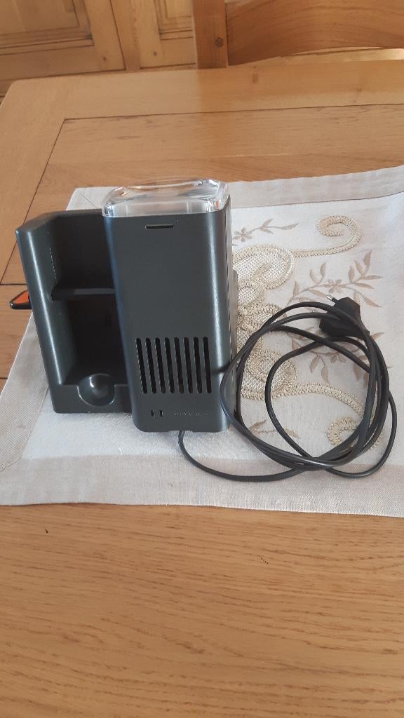 Lecteur de dias +caches sous verre + boîtes rangement, Enlèvement, Utilisé