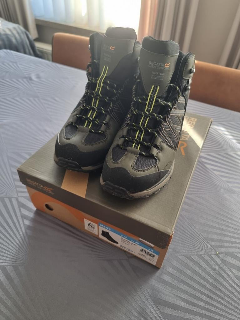 In perfecte staat 1 half uurtje gedragen maar wegens een ope, Sport en Fitness, Ophalen of Verzenden, Nieuw, Schoenen