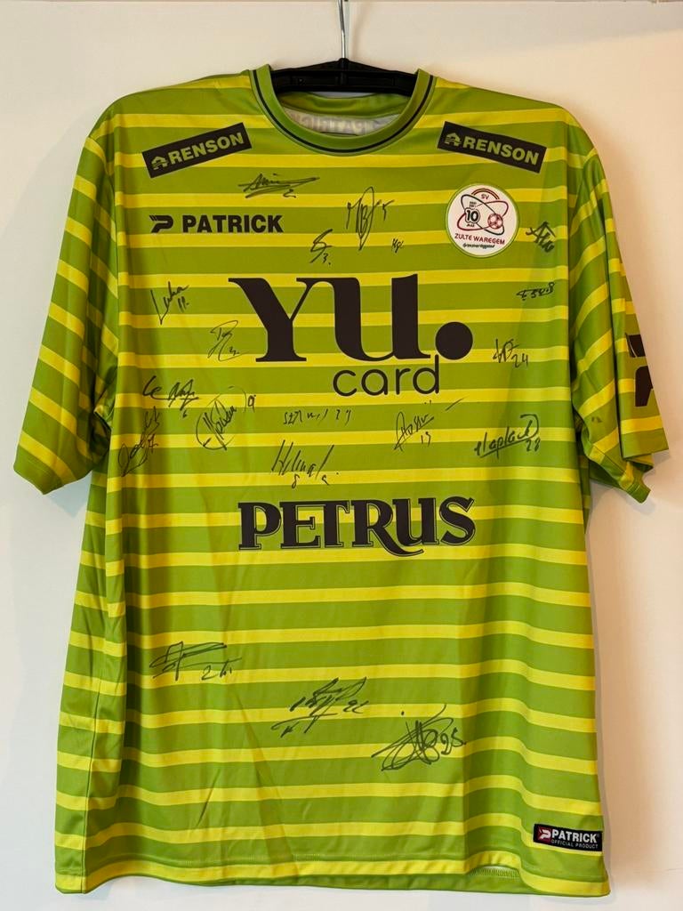 Squad Signed Away Shirt – SV Zulte Waregem 2011/2012, Sports & Fitness, Football, Comme neuf, Maillot, Enlèvement ou Envoi