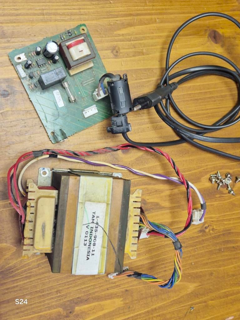 Sony str-de-475 power supply 1-435-908-11, Enlèvement