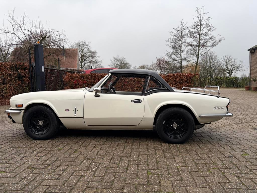 Triumph Spitfire 1500, Autos, Achat, Boîte manuelle, Toit ouvrant, Noir