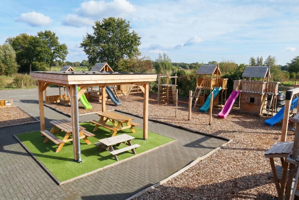 Tuinhout | Speeltoestellen | Schuttingen | Picknicktafels, Ophalen of Verzenden, Nieuw, Balken