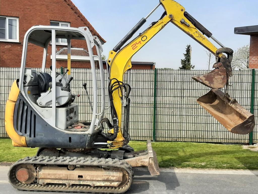 Te huur: minigraver 2.2ton, Enlèvement