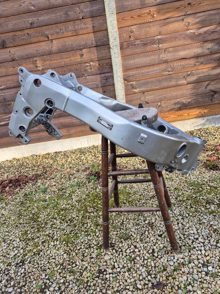 Kawasaki ZZR 1200 Frame, Ophalen of Verzenden, Gebruikt