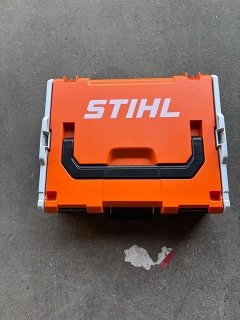 Chargeur Stihl Powerbox Premium 2xAP300S + AL500, Jardin & Terrasse, Enlèvement, Comme neuf, Autres types, Stihl