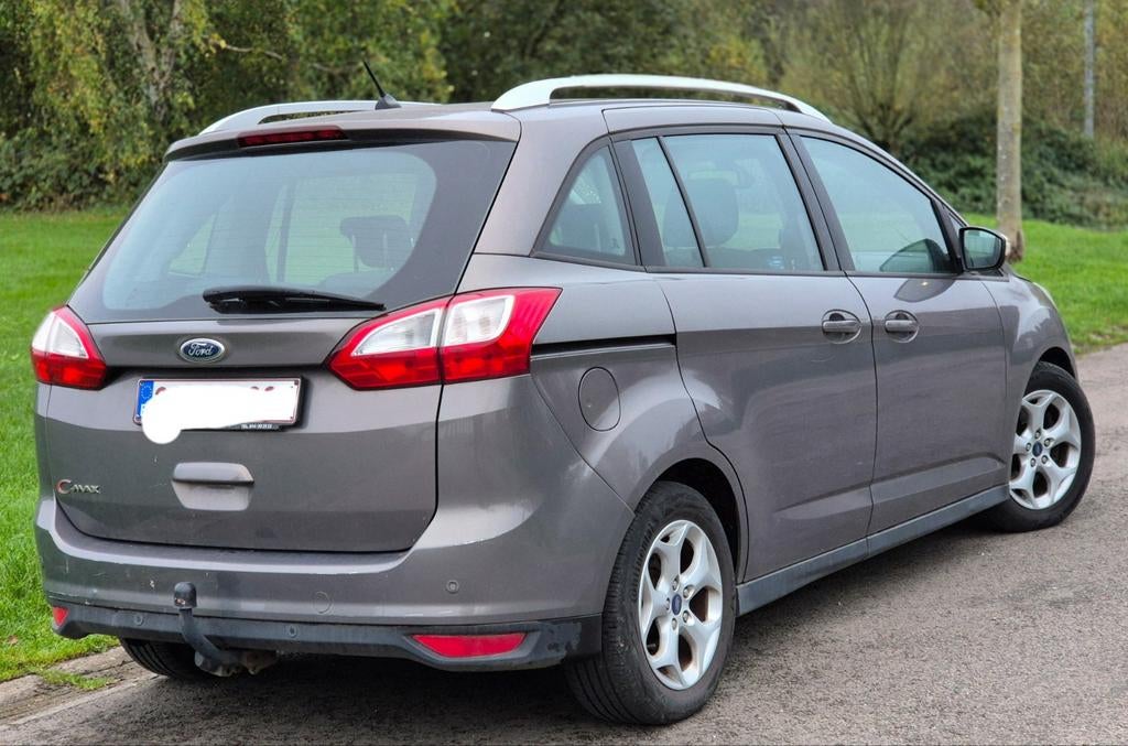 Ford grand c max 16tdci 195mkm 7places CTOK 4700€, Euro 5, 7 places, Boîte manuelle, 5 portes
