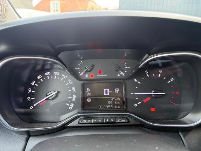 Citroën C3 Aircross - Benzine/Automaat/navigatie/alu velgen, Auto's, Citroën, Stof, Gebruikt, 5 zetels, 5 deurs