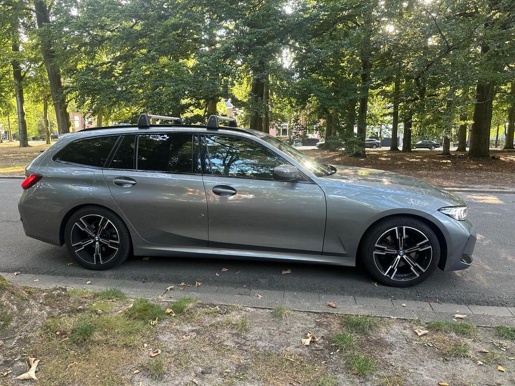 BMW 320 52.000KM BJ2022 AUTOMAAT NAVI LEER CAMERA 190PK FULL, Auto's, Automaat, Testrit aan huis, Achterwielaandrijving, Euro 6