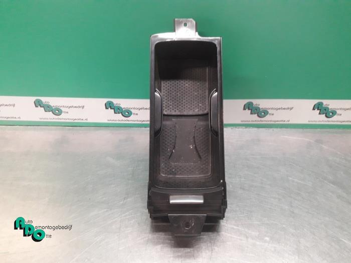 Console centrale d'un Volkswagen Golf (Golf 04-), Autos : Pièces & Accessoires, -, 3 mois de garantie, Utilisé, -