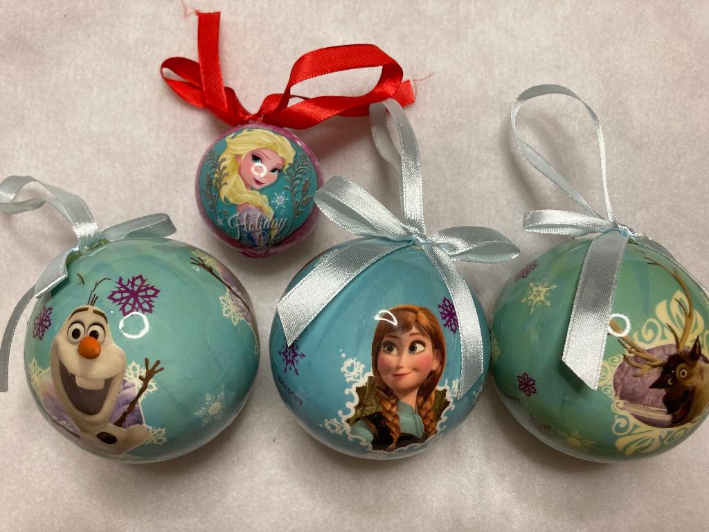 Kerstballen van Frozen, Diversen, Ophalen of Verzenden, Zo goed als nieuw