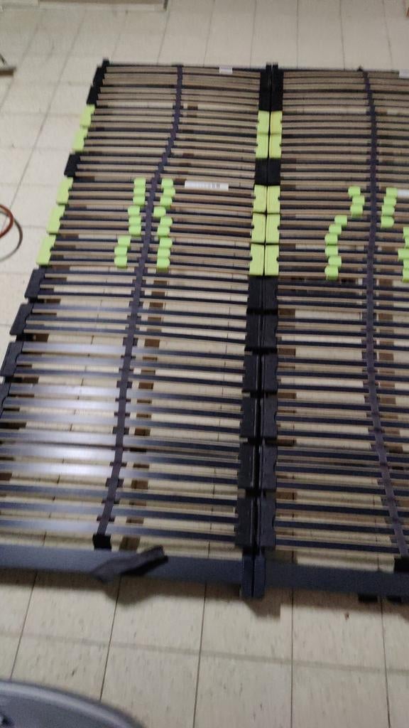 Sommier à lattes 2 x 70 cm x 200 cm, partie centrale réglabl, Maison & Meubles, Enlèvement