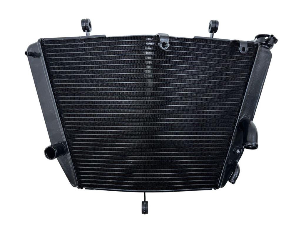 RADIATEUR EAU Suzuki GSX R 750 2011-2015 (GSXR750 L1-L5), Dhr. S. di Majo, Neuf, Info@cama-motorparts.nl, P.J. Troelstraweg 8 8
3144 CX  MAASSLUIS, NL