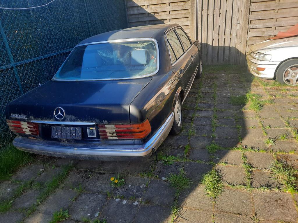 Mercedes 280SE, Enlèvement