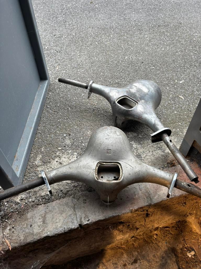 Vespa onderdelen, Ophalen