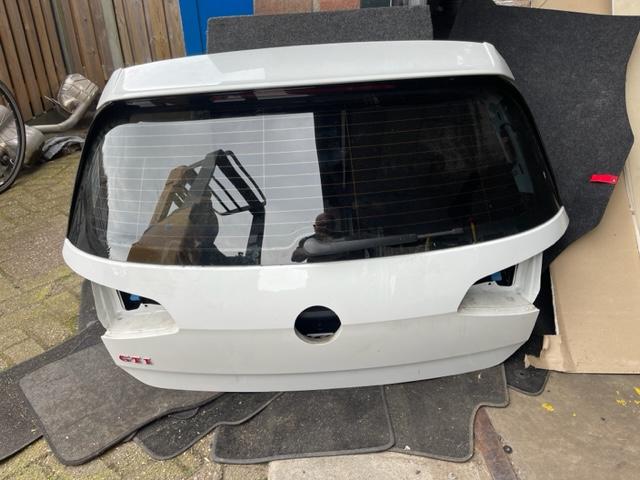 ACHTERKLEP LC9A Volkswagen Golf VII (AUA) (01-2012/03-2021), Gebruikt, Achterklep, De Bloemendaal 21 21
5221 EB  'S HERTOGENBOSCH, NL