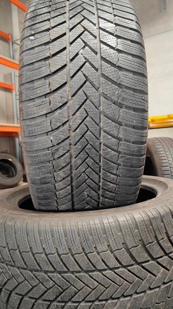 245/45r17 Bridgestone 40€ chacune avec montage et équilibrag, Enlèvement