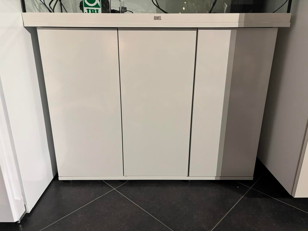 Witte aquarium kast voor Juwel rio 180