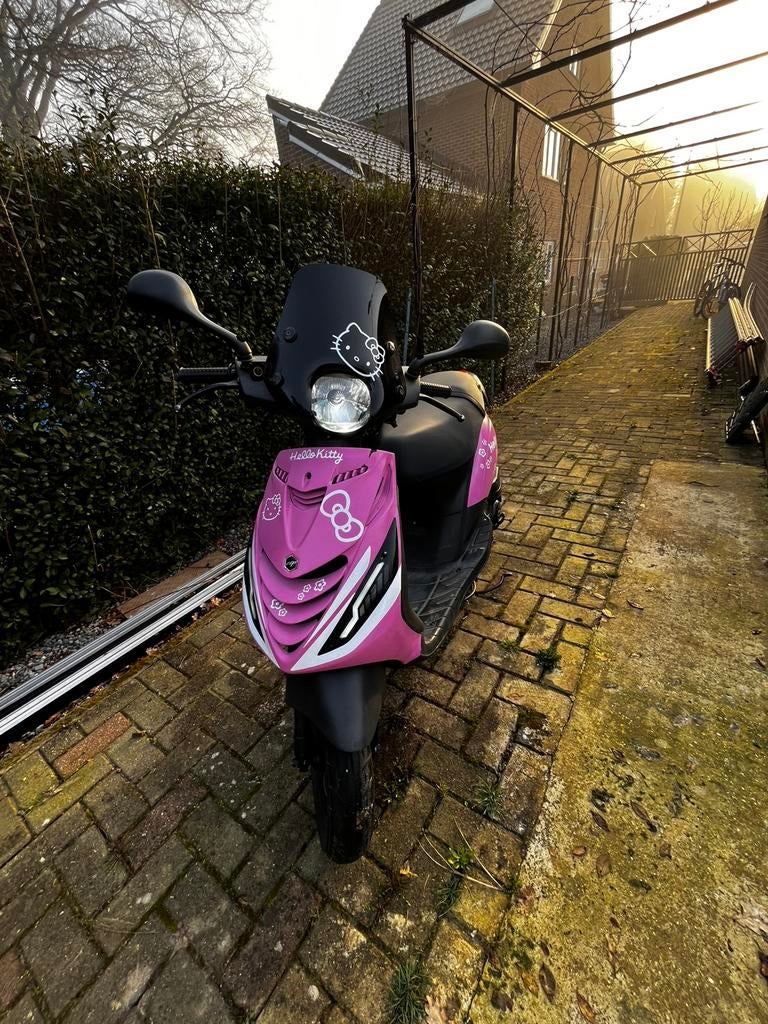 Piaggio zip 4t 50cc, Fietsen en Brommers, Ophalen, Zo goed als nieuw, Zip