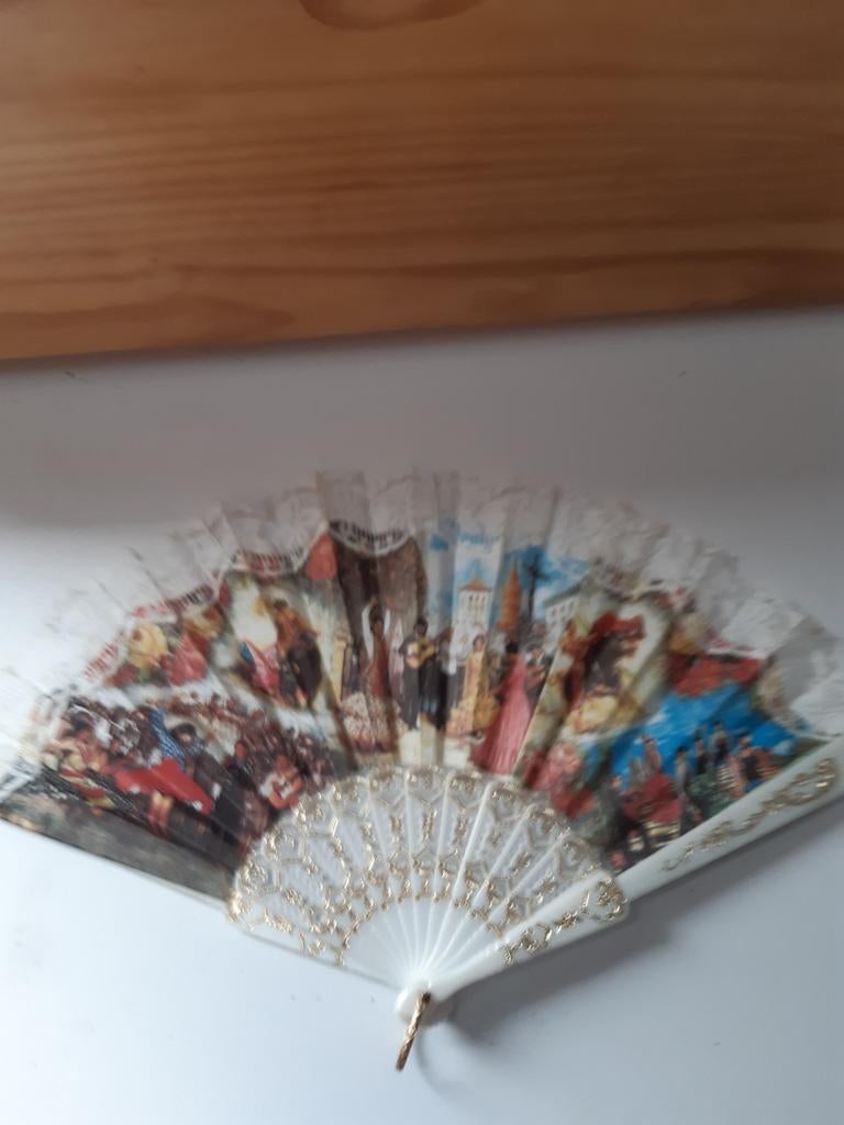 1 waaier van Spanje, 10 cm of meer, Overige materialen, Wit, Ophalen of Verzenden