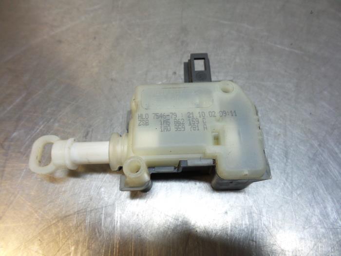 Motor Centrale Deurvergrendeling van een Seat Ibiza (Ibiza 0, Auto-onderdelen, Gebruikt, -, -, Ophalen of Verzenden