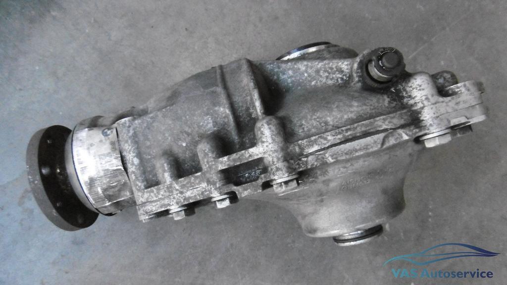 Voorste differentieel BMW  5-serie   525 diesel x-drive  31, Ophalen, Gebruikt, -, -