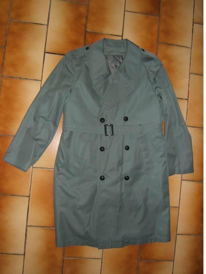 Manteau imperméable militaire armée belge taille L, Collections, Enlèvement ou Envoi, Armée de terre, Vêtements ou Chaussures