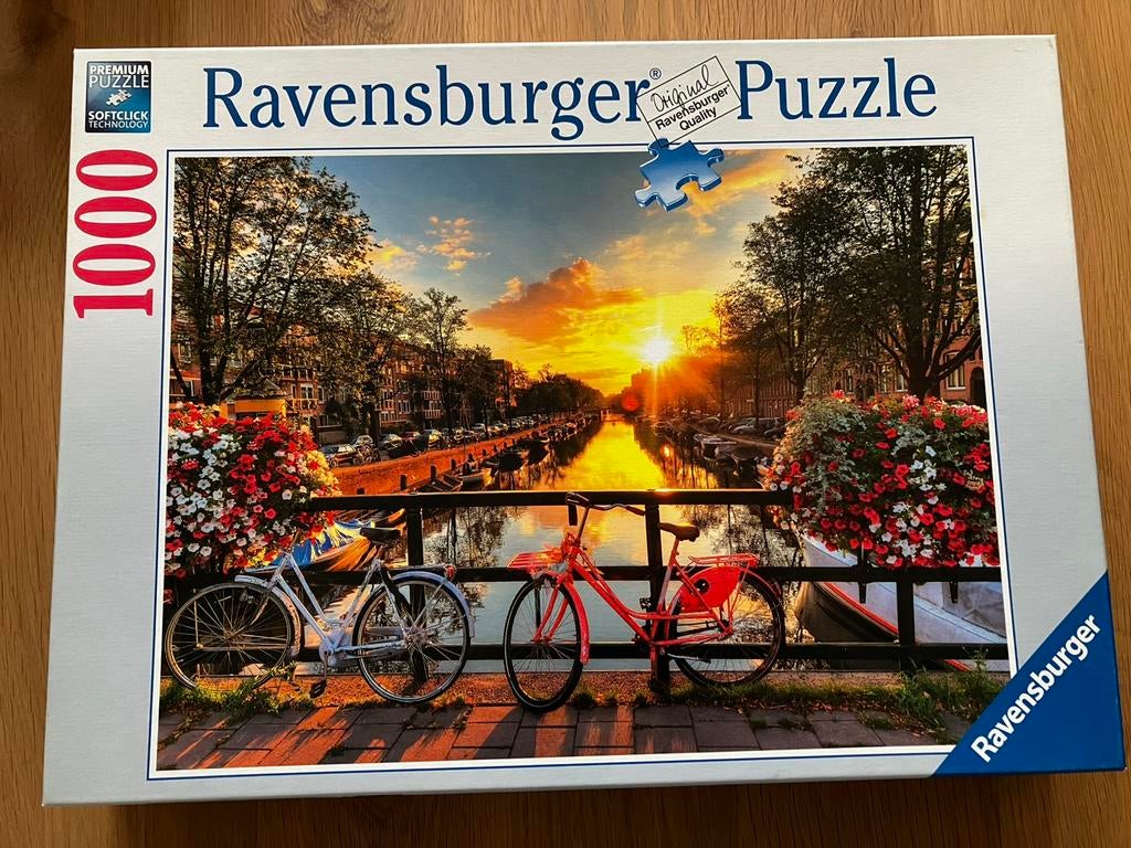 Puzzel Ravensburger Amsterdam 1000 stukjes, Ophalen of Verzenden, Zo goed als nieuw