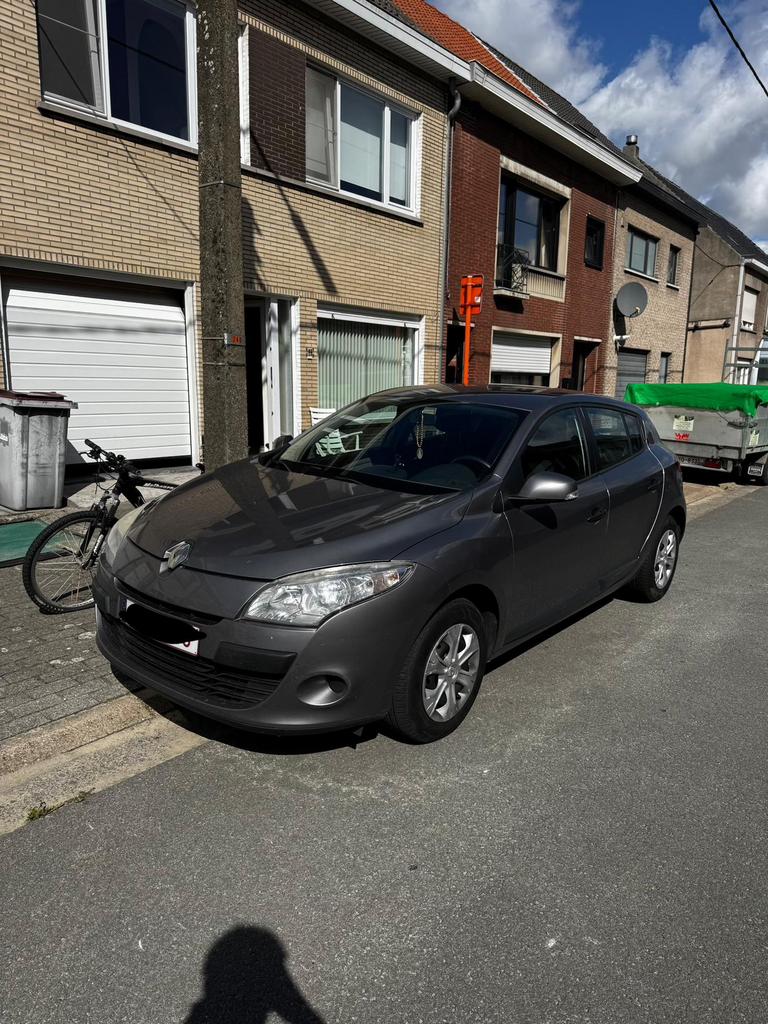 Renault Megane 1,6 Benzine 2010, Autos, Achat, Boîte manuelle, Particulier, Euro 4