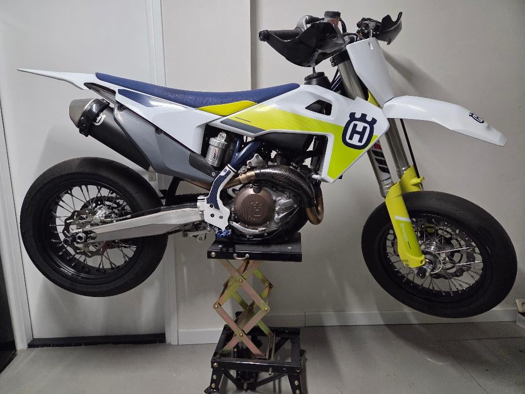 Husqvarna FS 450 Supermoto '21 – Topstaat, 44 uur!, Plus de 35 kW, Particulier, SuperMoto, 450 cm³