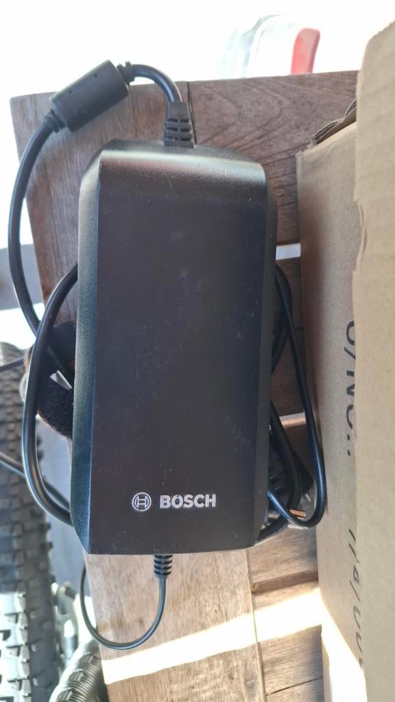 Bosch oplader 4A (non-smart), Fietsen en Brommers, Ophalen of Verzenden