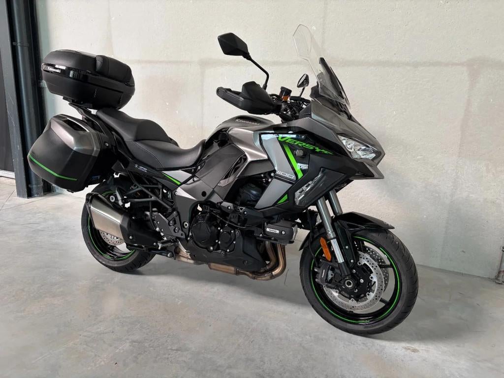 Kawasaki Versys 1100 SE GT (BTW moto), Motos, Motos | Kawasaki, Entreprise, Tourisme