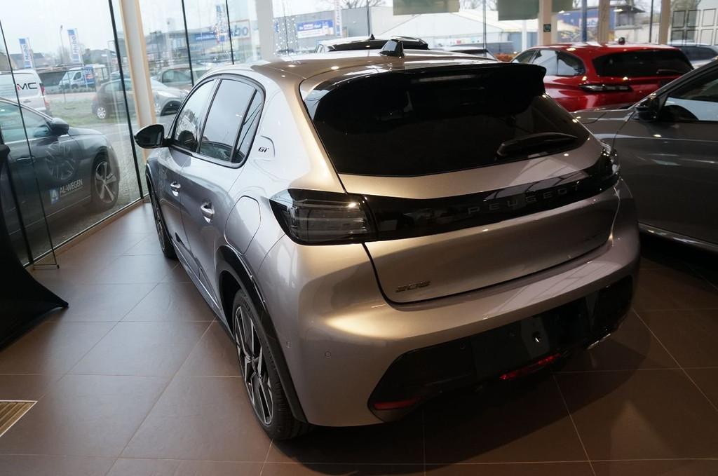 Peugeot 208 Peugeot 208 Facelift Hybrid 145 e-DCS6 GT, Autos, 100 kW, Argent ou Gris, Achat, Carnet d'entretien