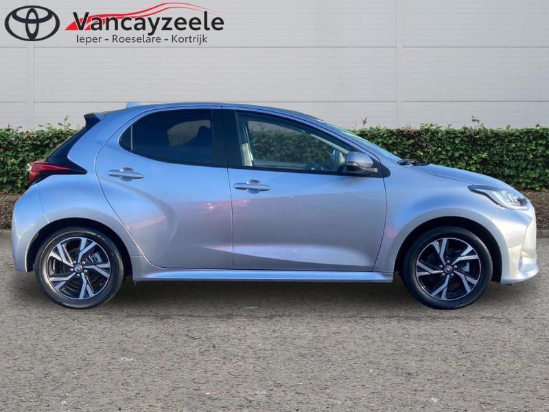 Toyota Yaris Teamplayer+cam+DAB+carplay+androidauto, Overige kleuren, 116 pk, Hybride Elektrisch/Benzine, Yaris