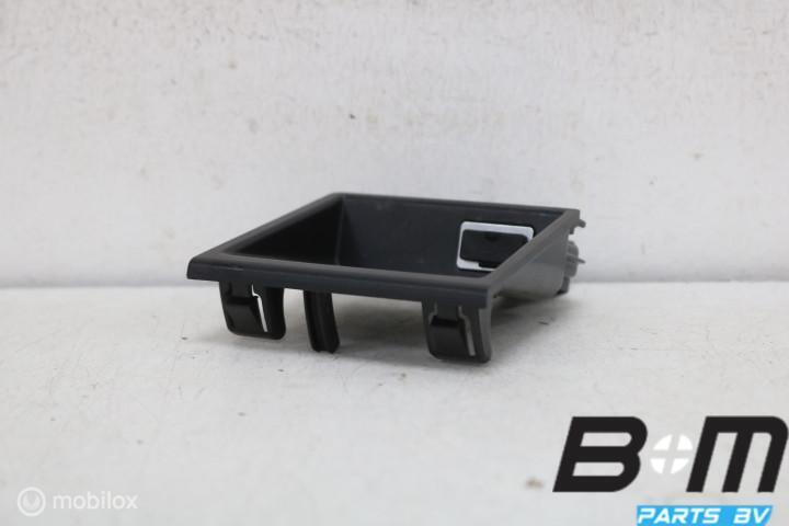 USB stekker Volvo V40 31306768, Utilisé