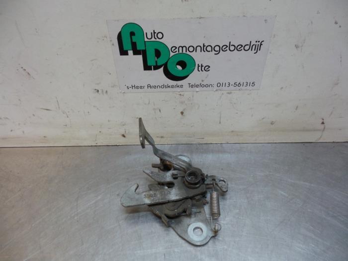 Mécanique de verrouillage capot d'un Citroen Berlingo, Autos : Pièces & Accessoires, -, 3 mois de garantie, Utilisé, -