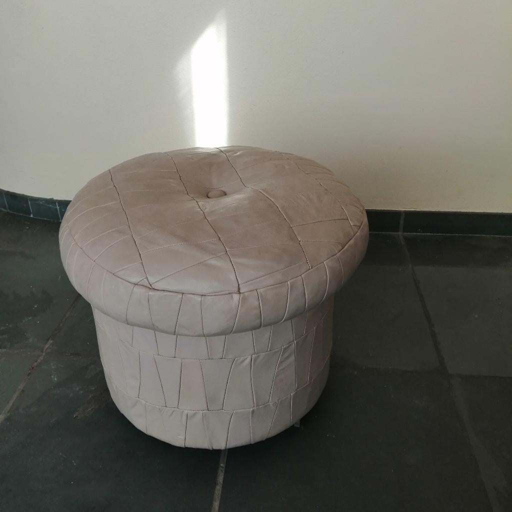 vintage poef leder patchwork, Ophalen