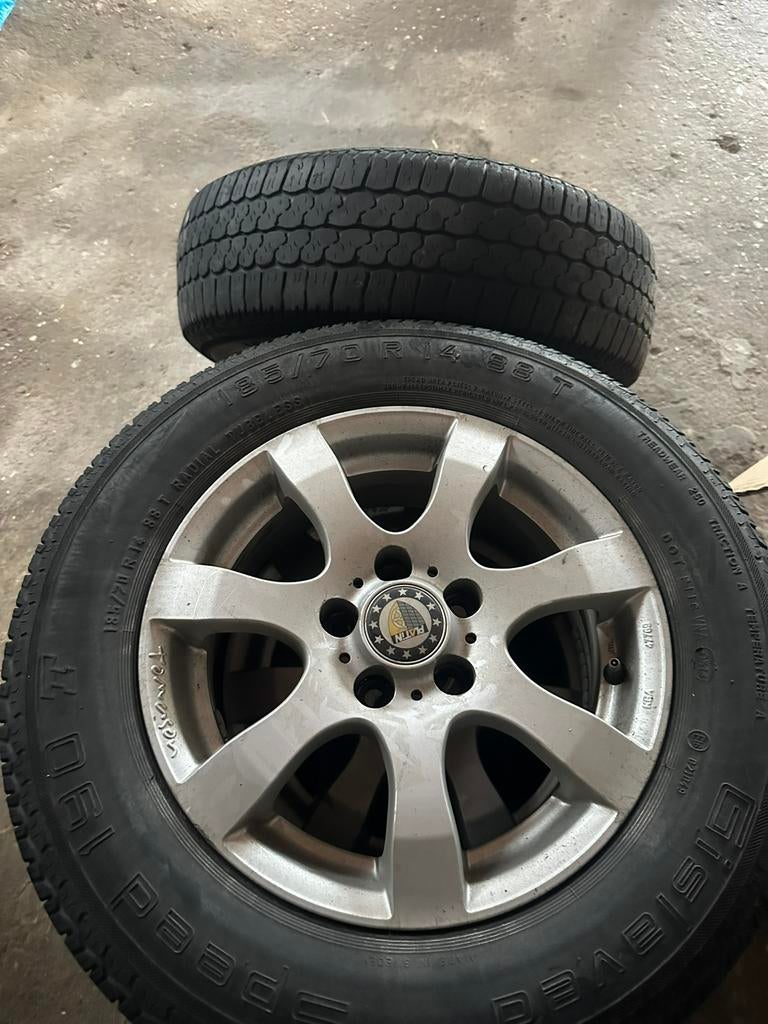 VW Winterbanden 15 inch 5x100, Auto-onderdelen, Banden en Velgen, Ophalen, 15 inch, Winterbanden, Banden en Velgen