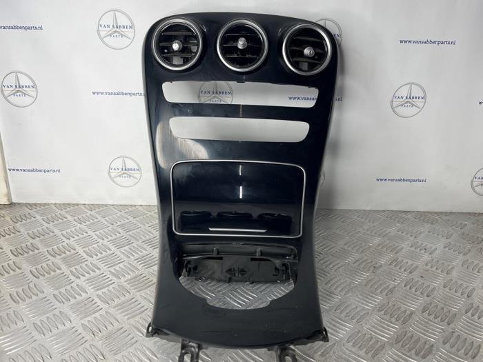 Console centrale d'un Mercedes C-Klasse, Autos : Pièces & Accessoires, -, 3 mois de garantie, Utilisé, -